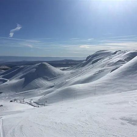 : Grand 36m² Au Pied Des Pistes, 4 Pers, Confort&local à Skis - Fr-1-415-155